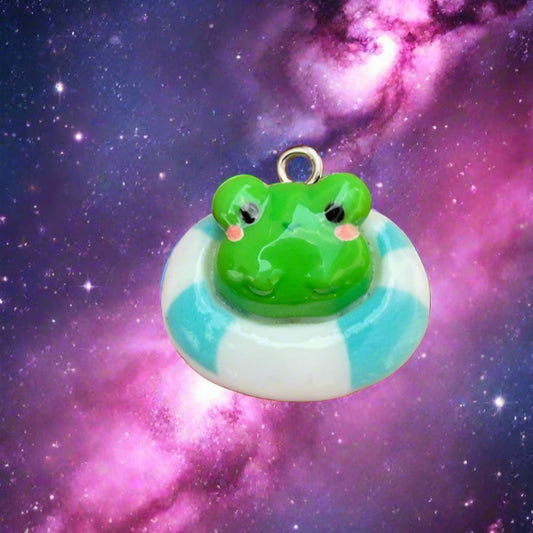 Floaty Chillin' Frog Charm